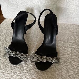 Elegant Black Women's Heels with Rhinestone Bow